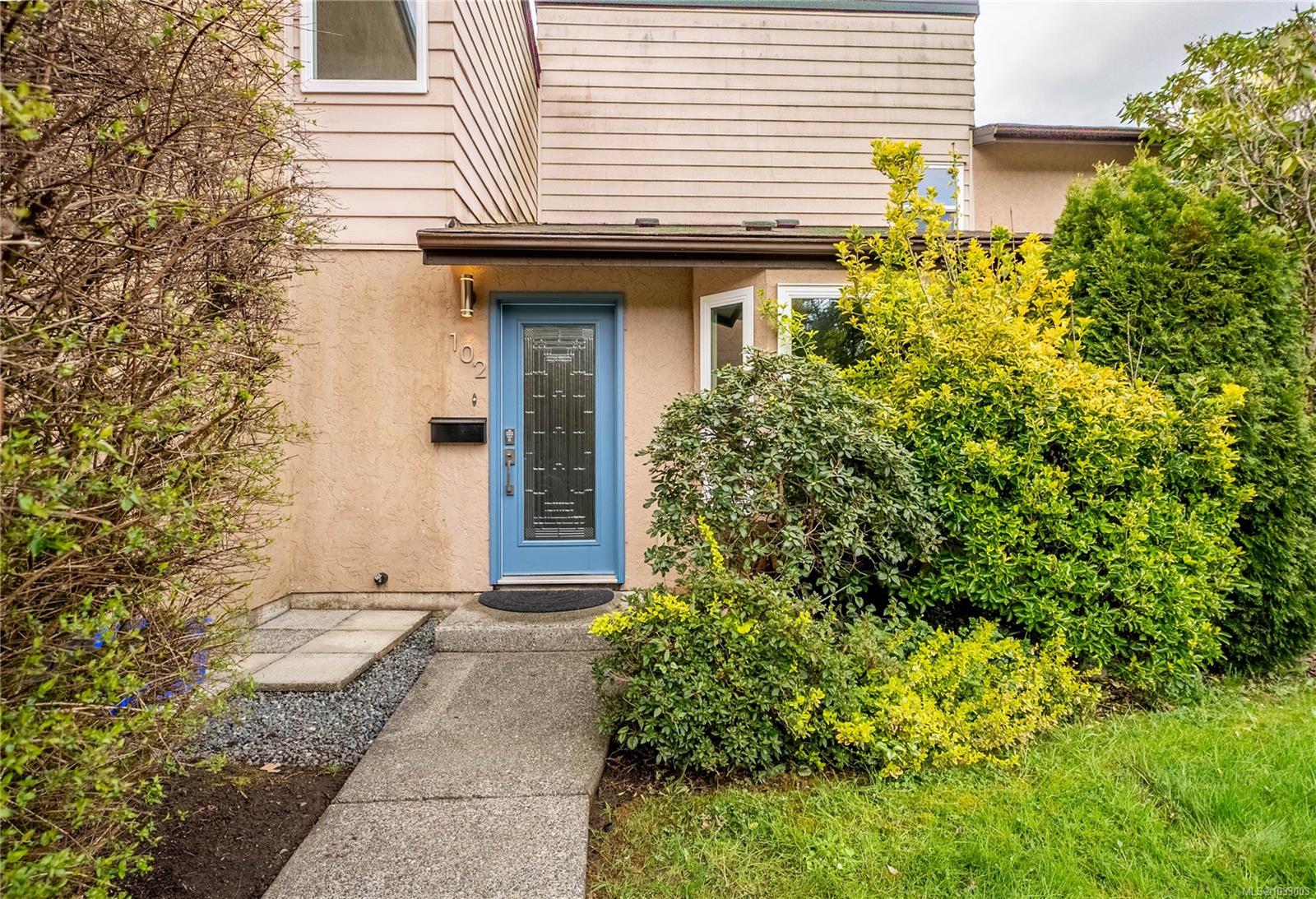 2860 Sooke Lake Rd # 102