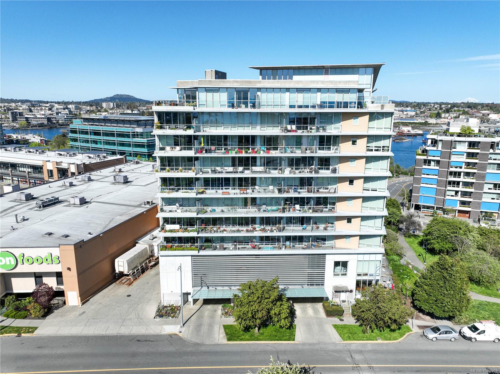 160 Wilson St # 1116