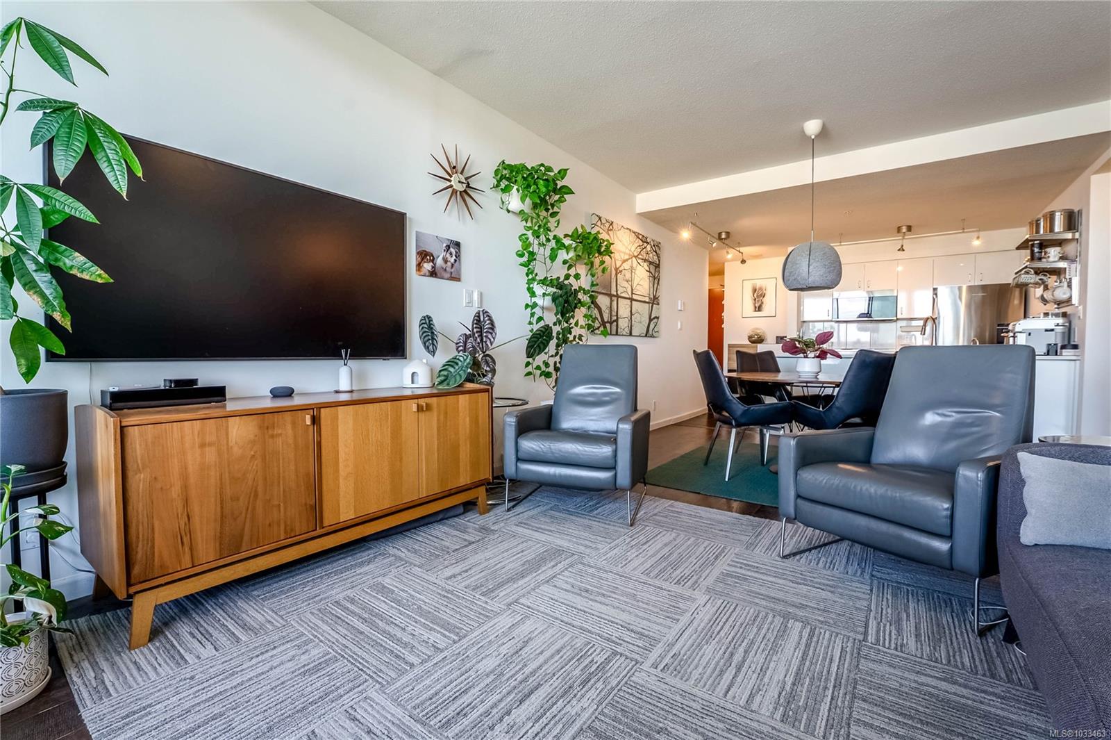 160 Wilson St # 1116