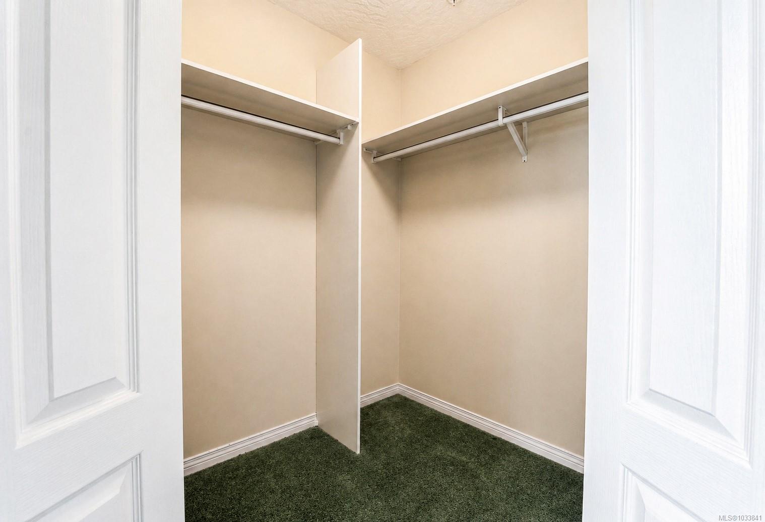 1083 Tillicum Rd # 106