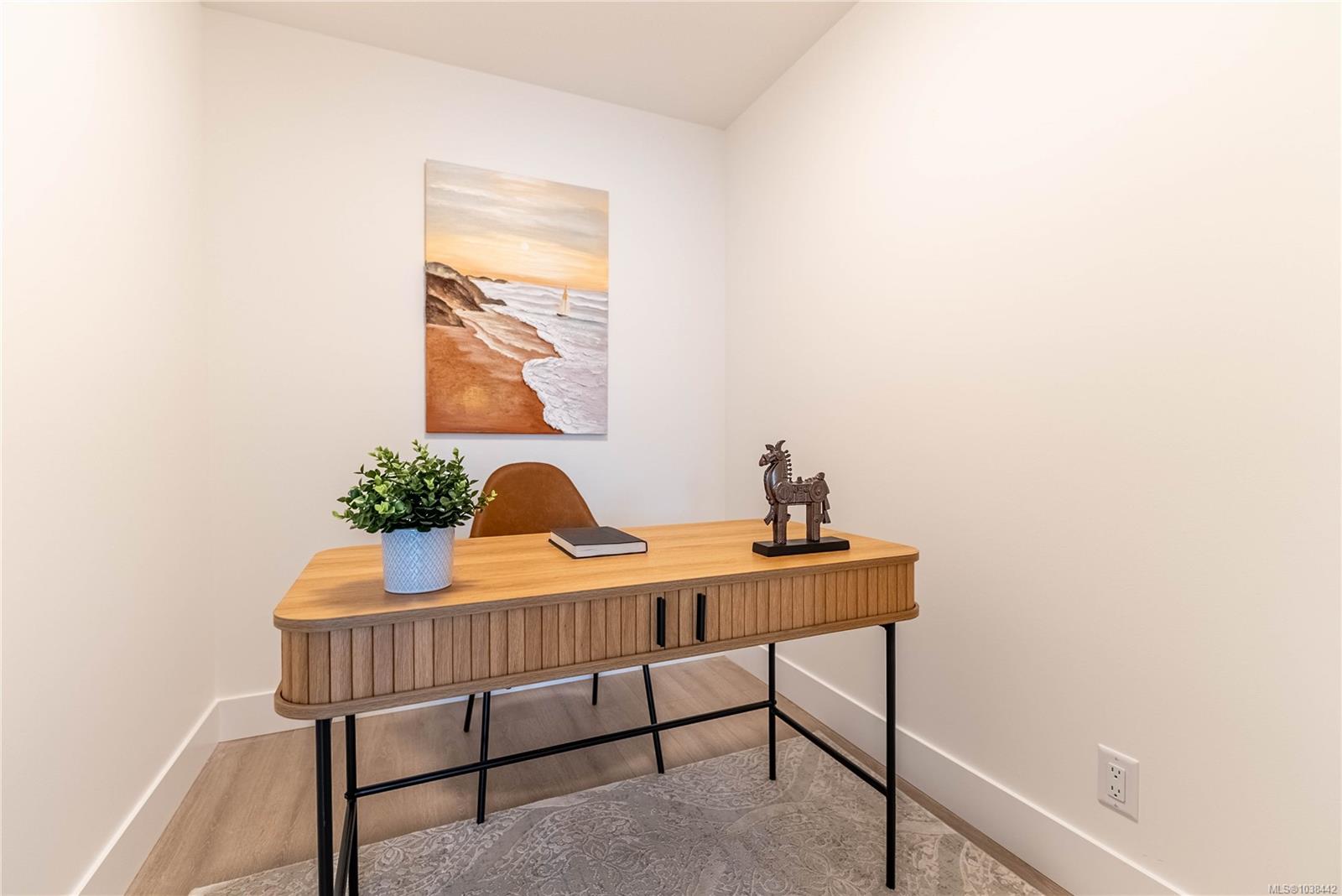202-258 Helmcken Rd Unit: #202