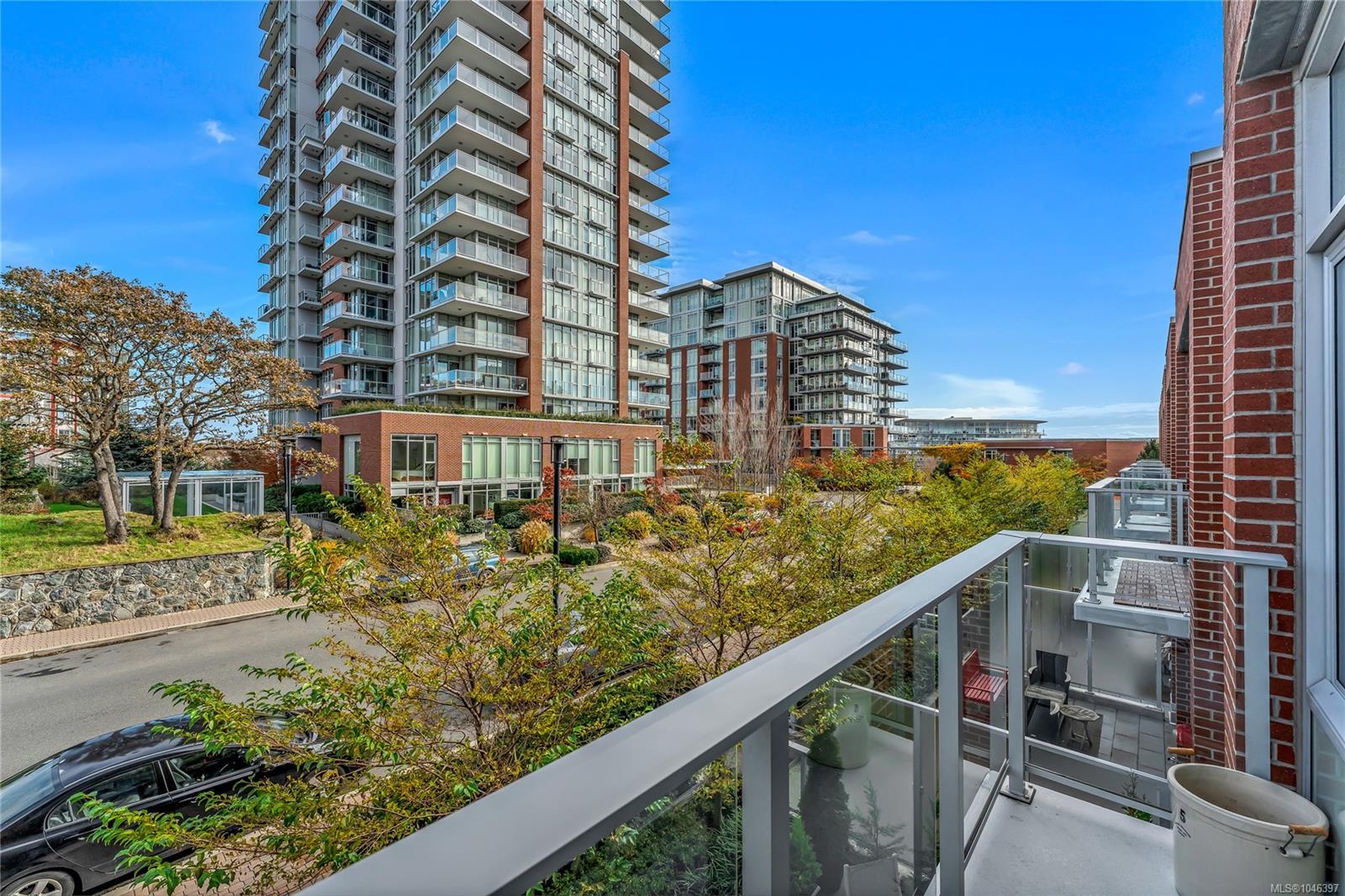 70 Saghalie Rd #211