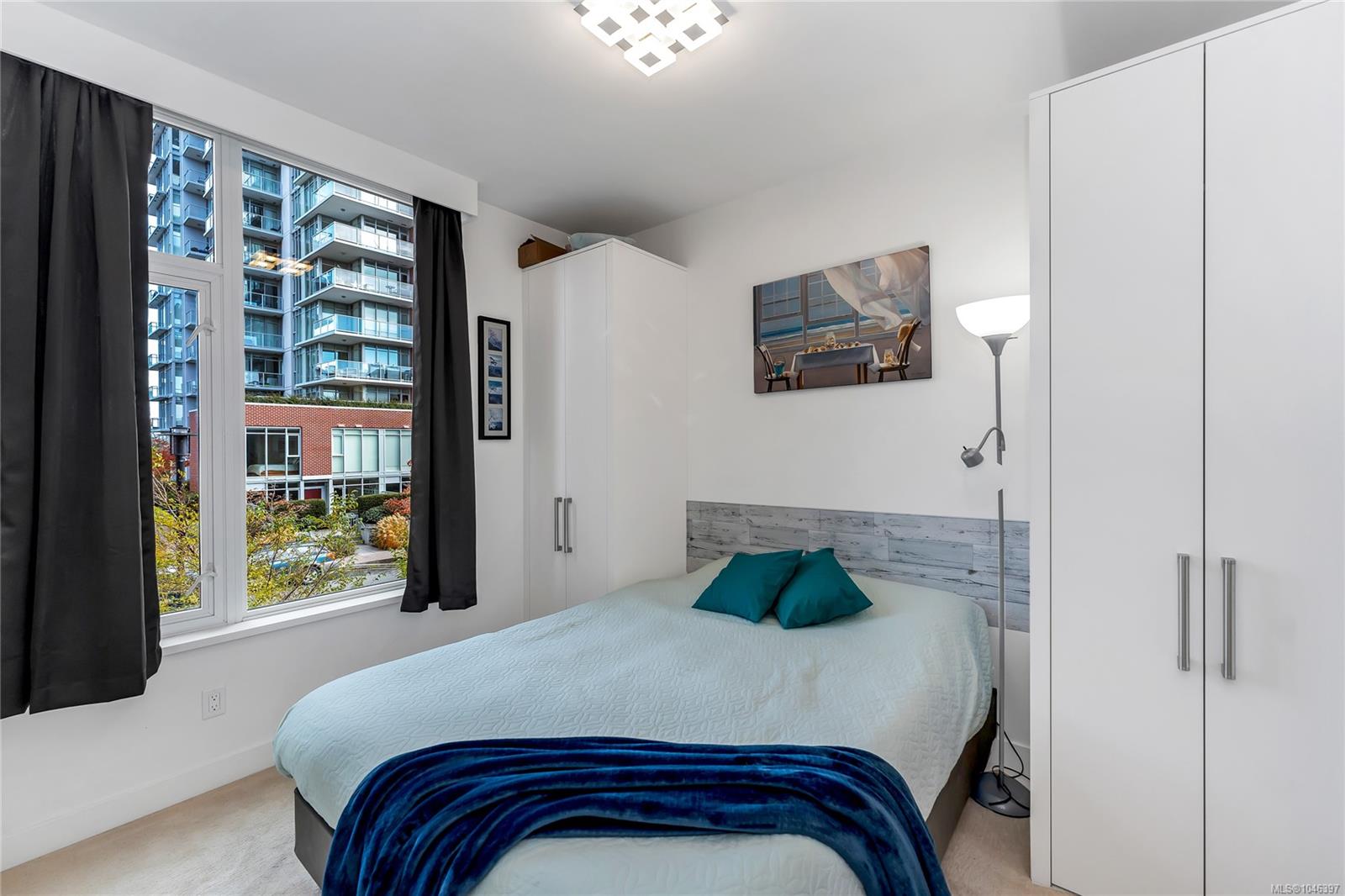 70 Saghalie Rd #211