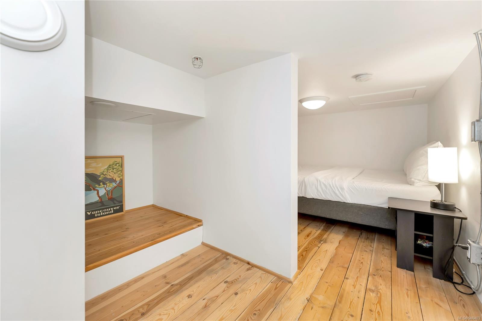 535 Fisgard St Unit: 208