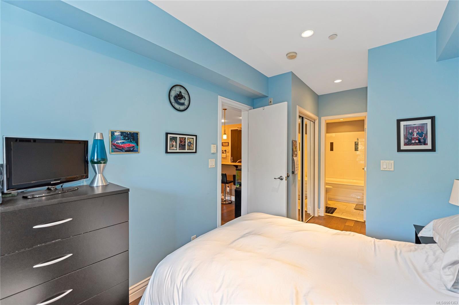 1335 Bear Mountain Pkwy # 217