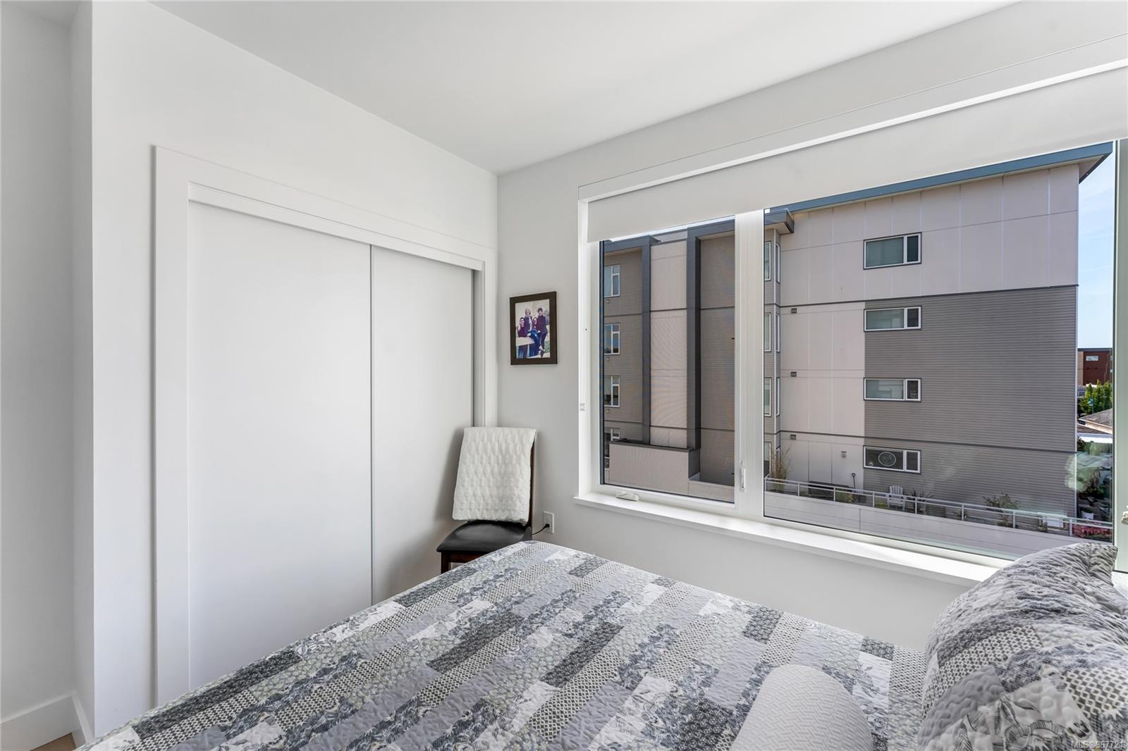 2461 Sidney Ave Unit: 310