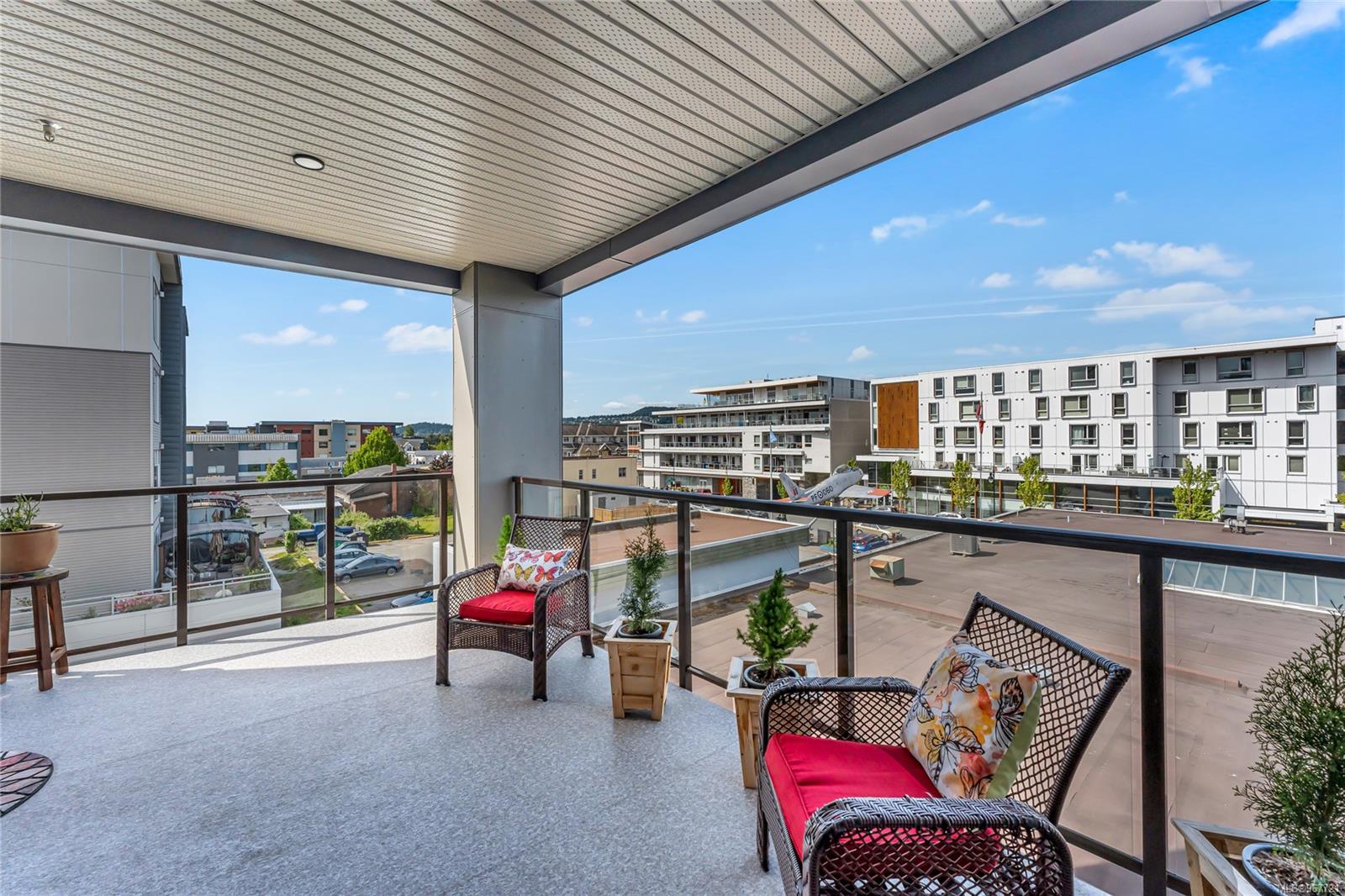 2461 Sidney Ave Unit: 310