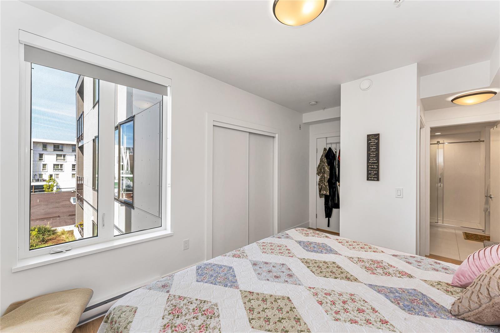 2461 Sidney Ave Unit: 310