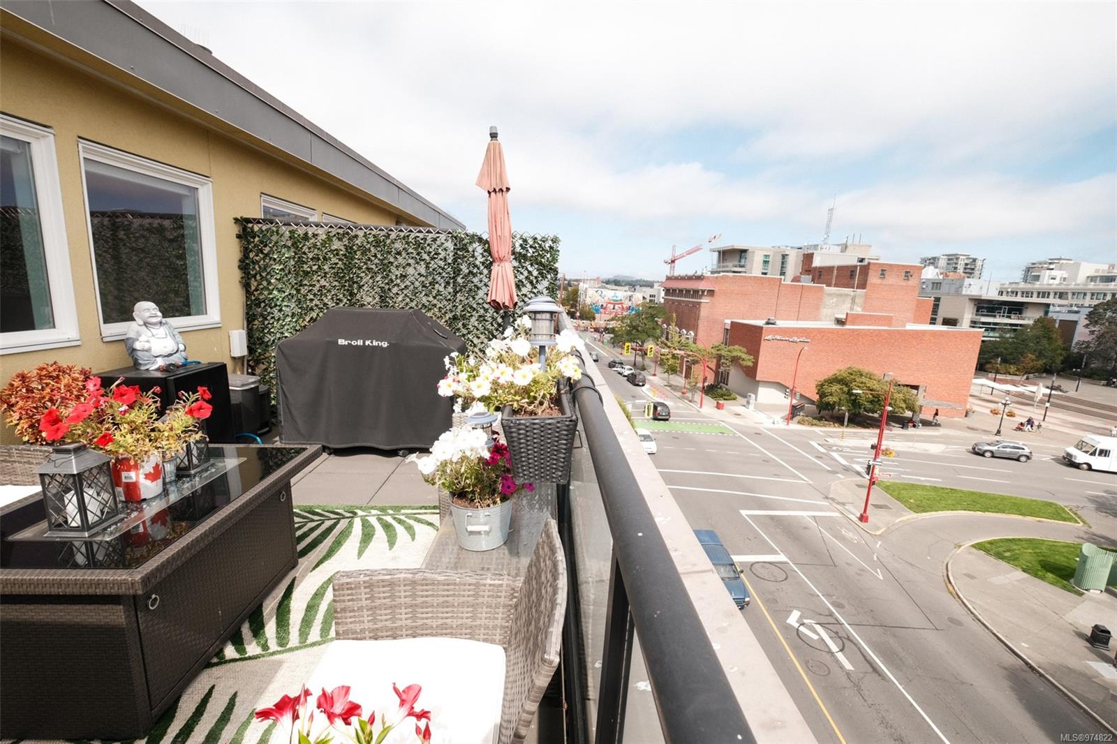 599 Pandora Ave # 309