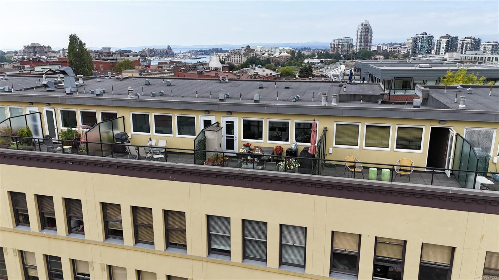 599 Pandora Ave # 309