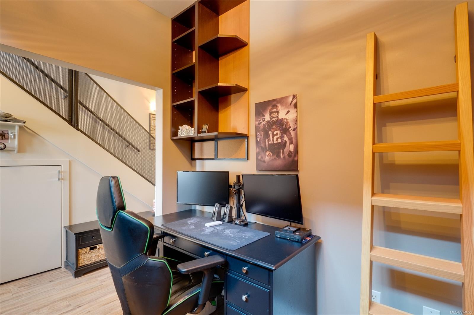 599 Pandora Ave # 309