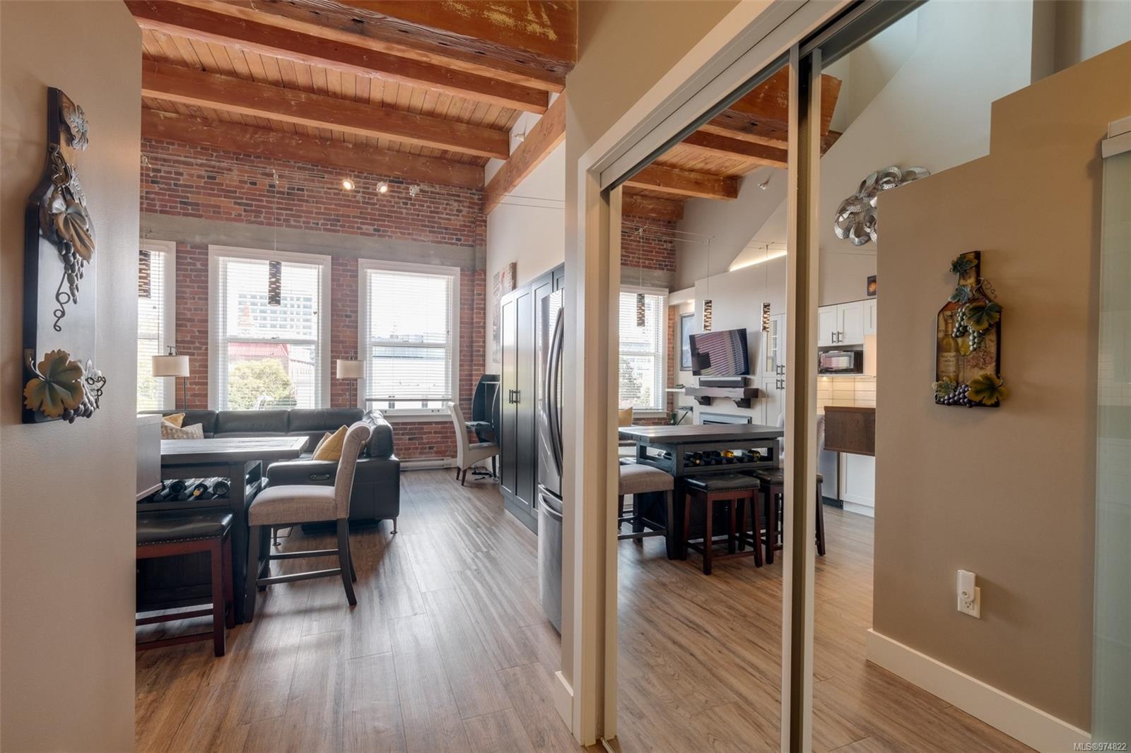 599 Pandora Ave # 309