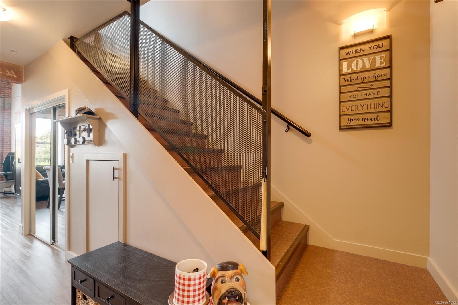 599 Pandora Ave # 309