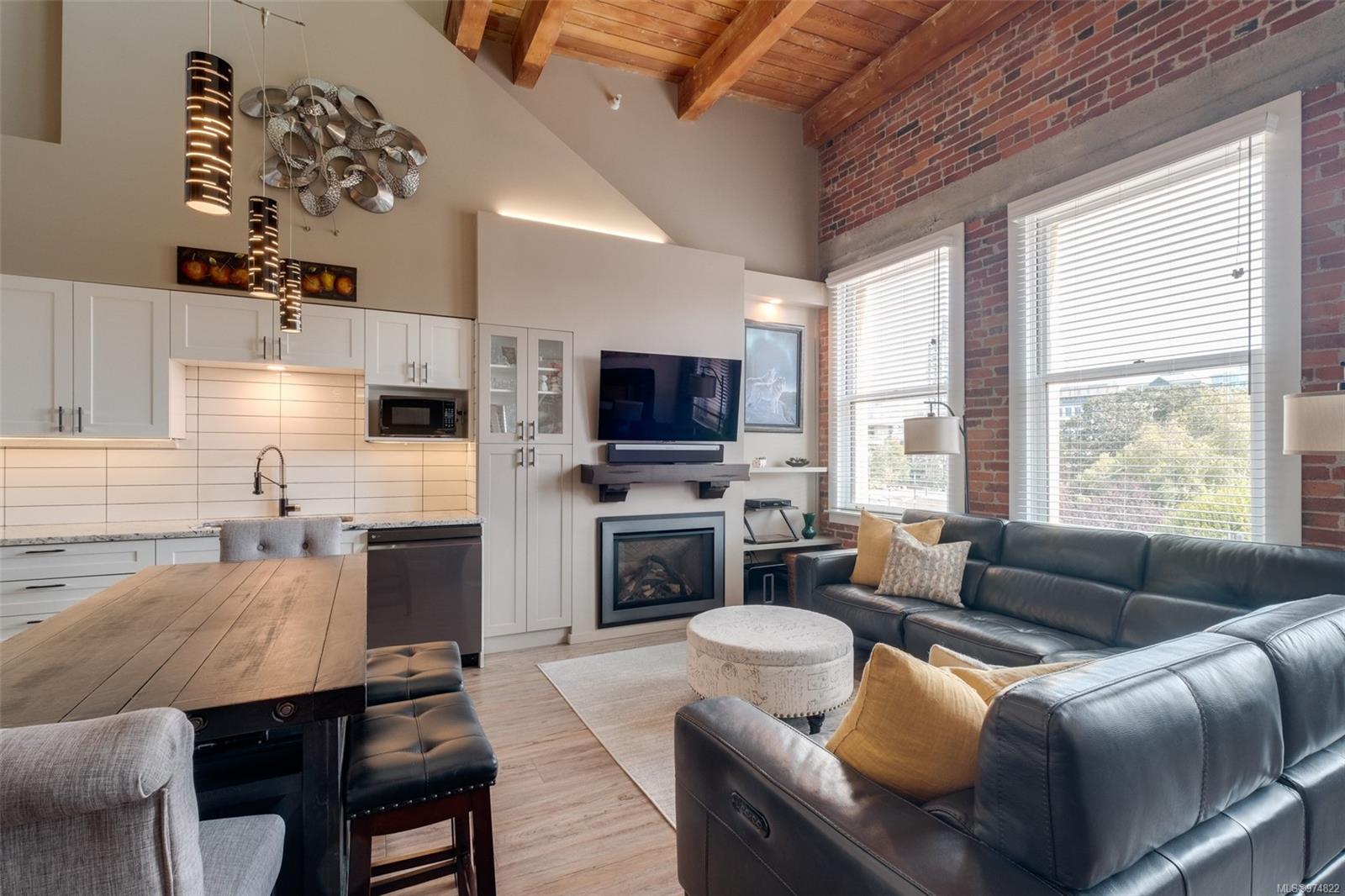 599 Pandora Ave # 309