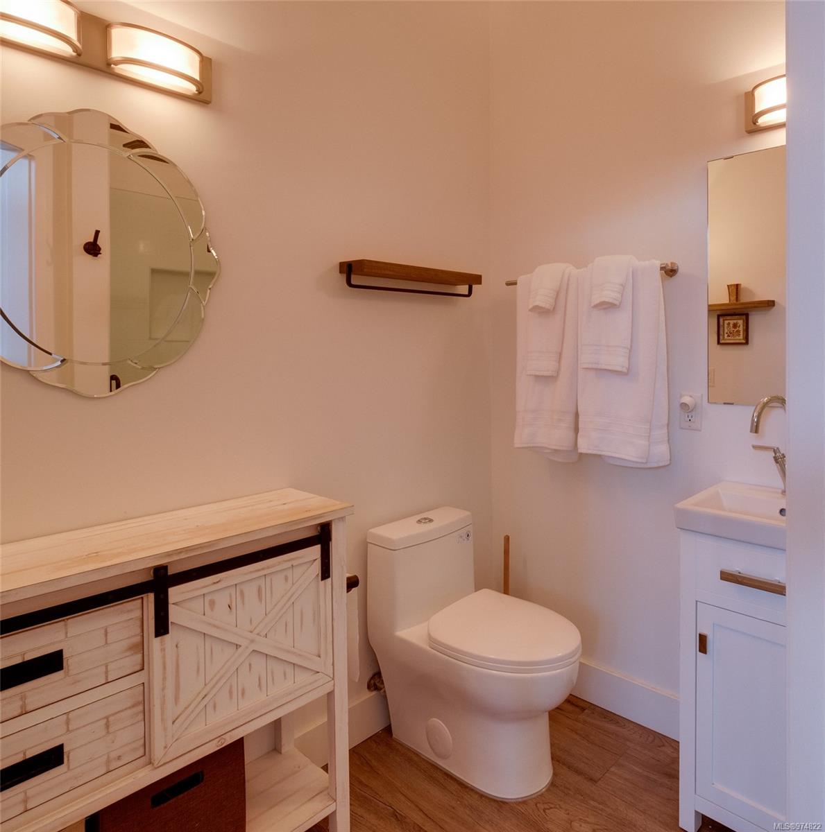 599 Pandora Ave # 309