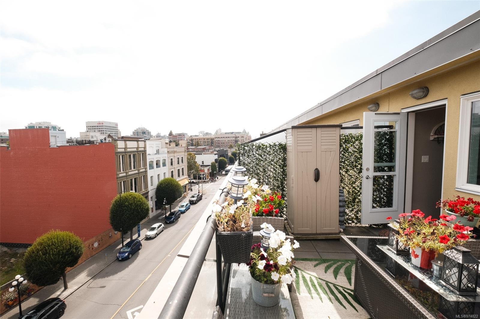 599 Pandora Ave # 309