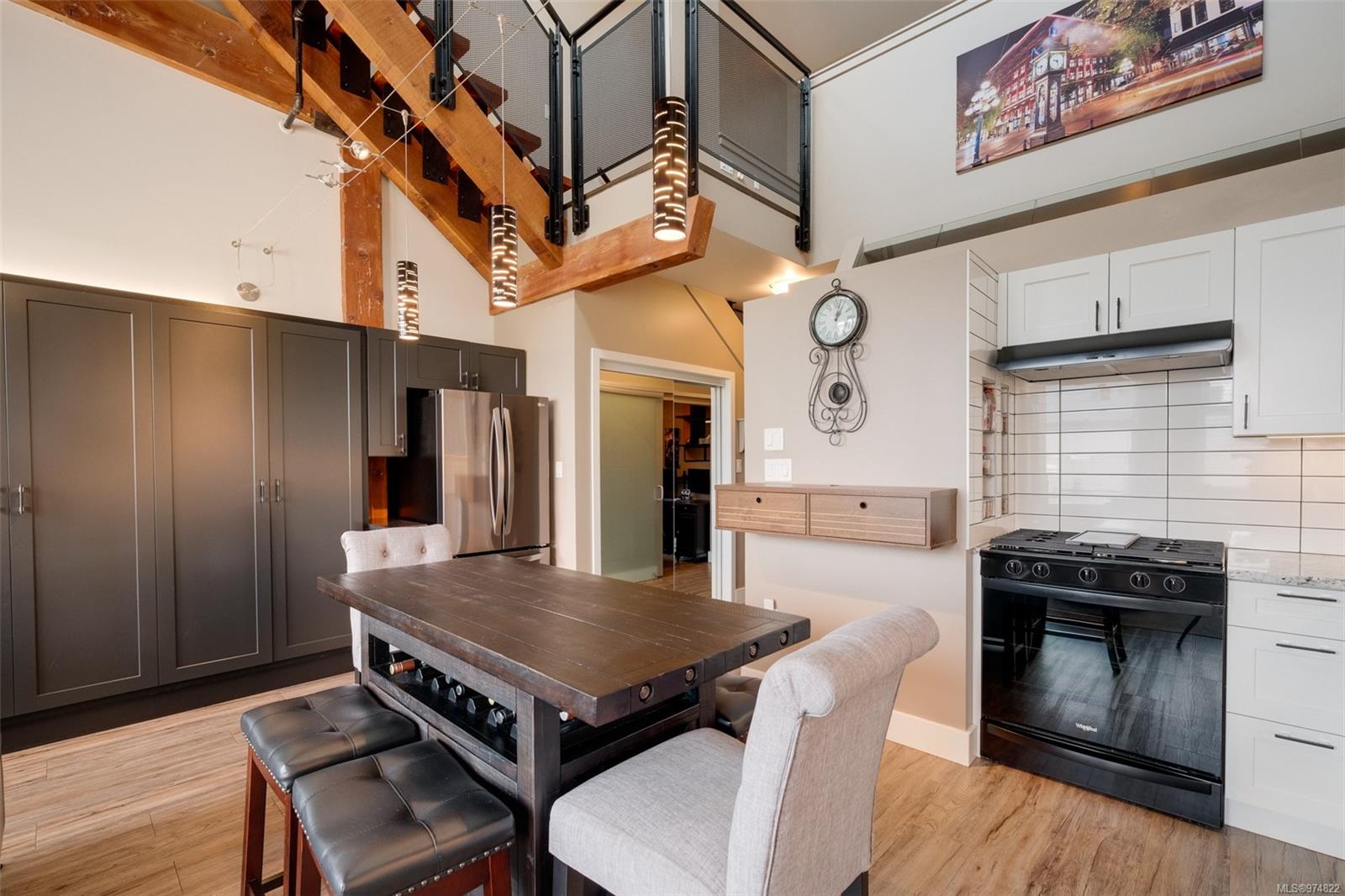 599 Pandora Ave # 309