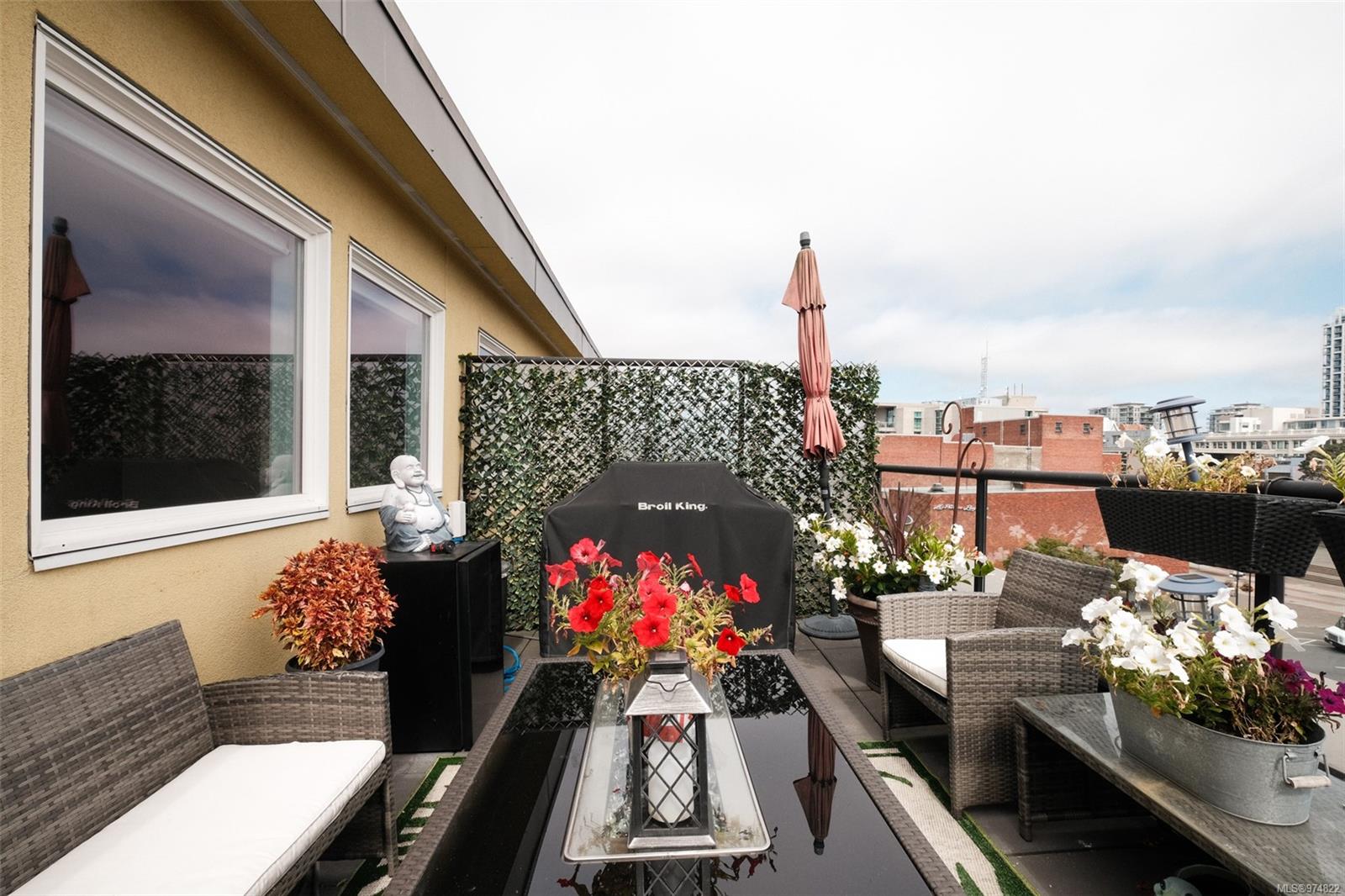 599 Pandora Ave # 309