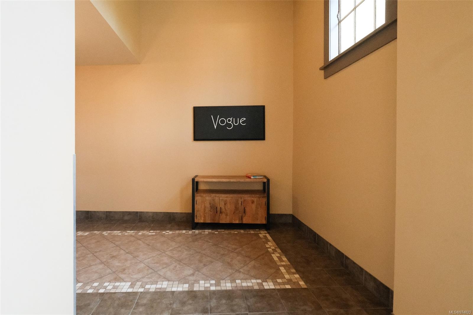 599 Pandora Ave # 309