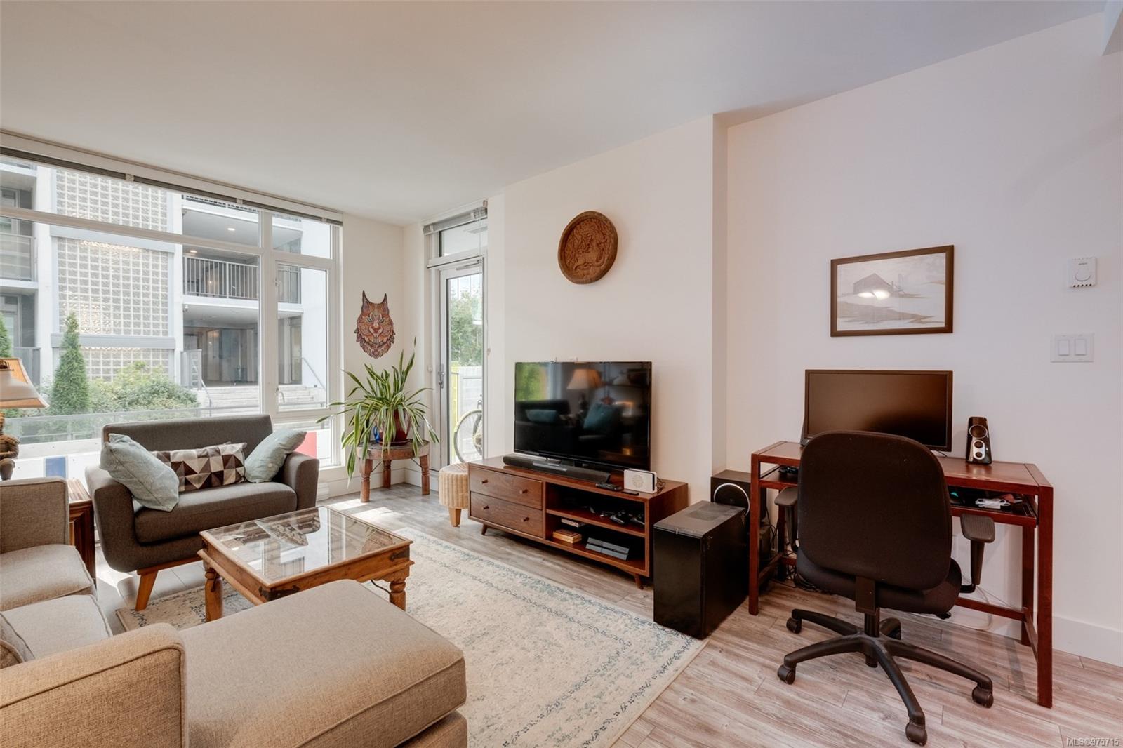 1090 Johnson St # 308