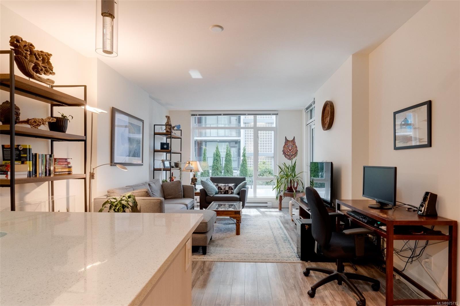 1090 Johnson St # 308