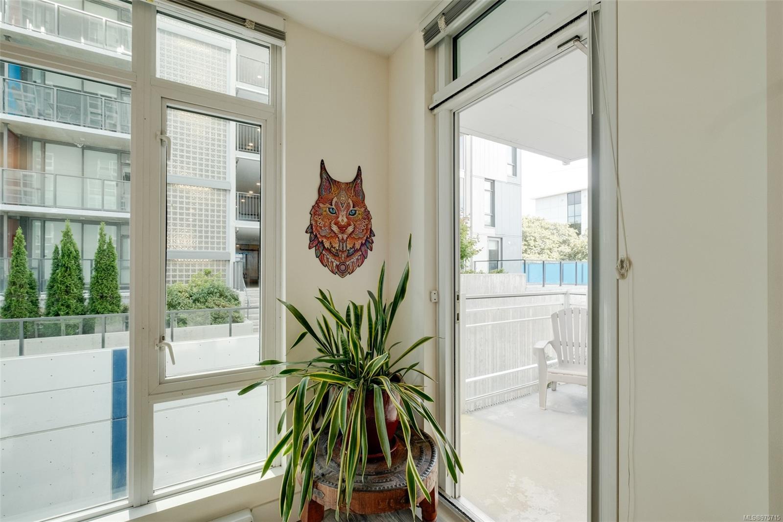 1090 Johnson St # 308