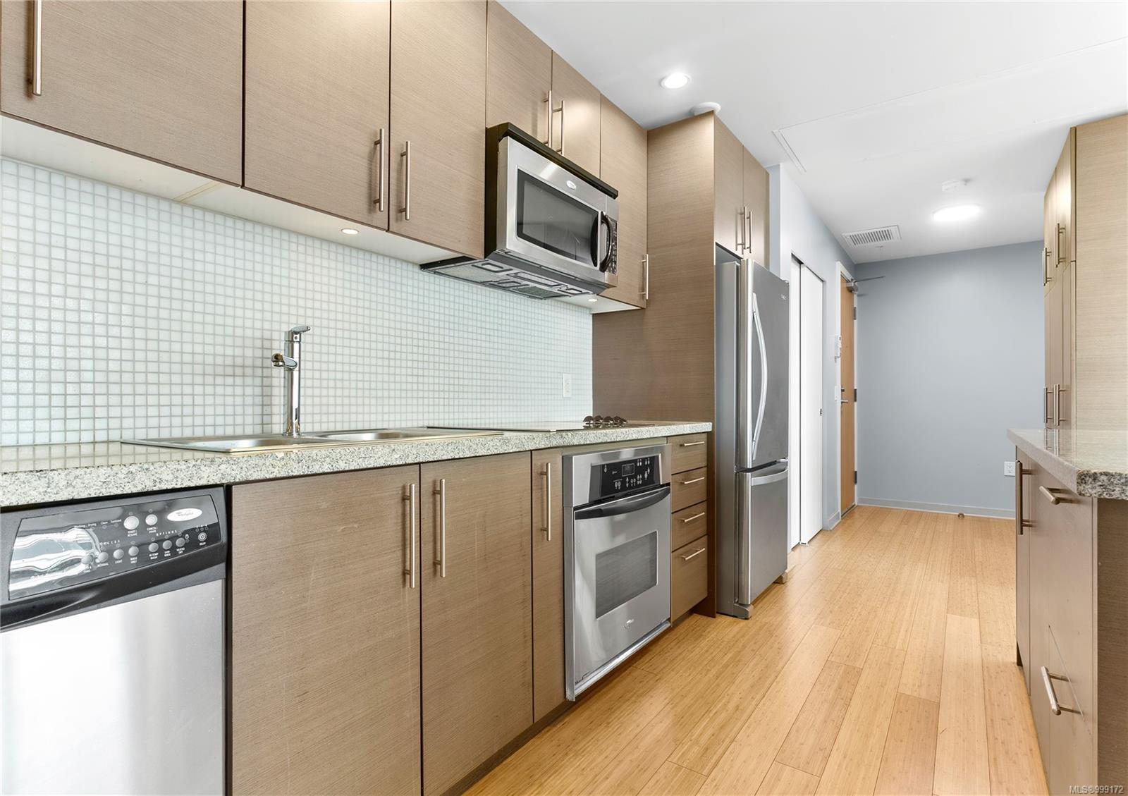 399 Tyee Rd # 305