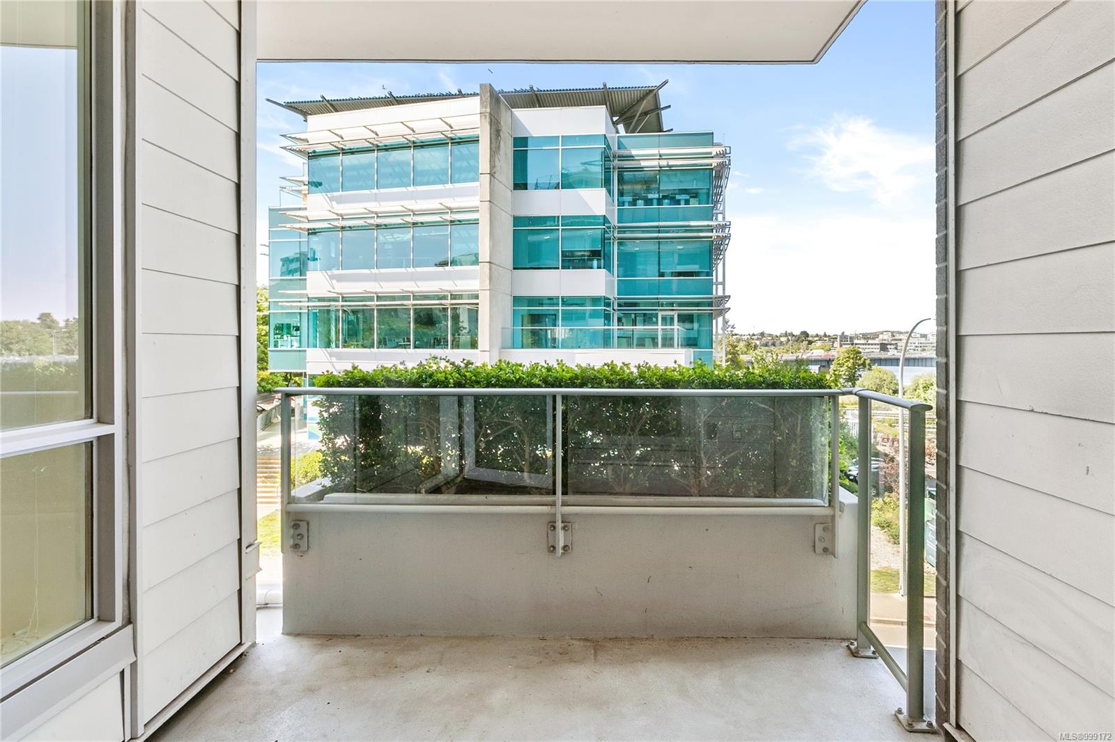 399 Tyee Rd # 305
