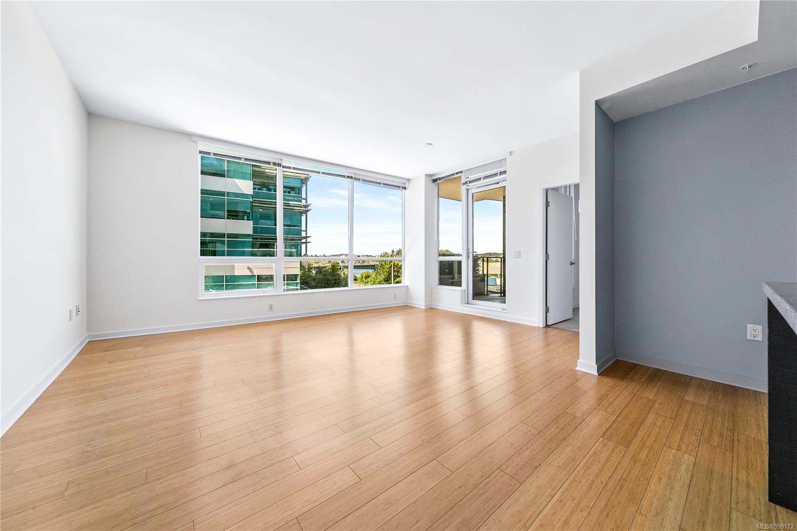 399 Tyee Rd # 305