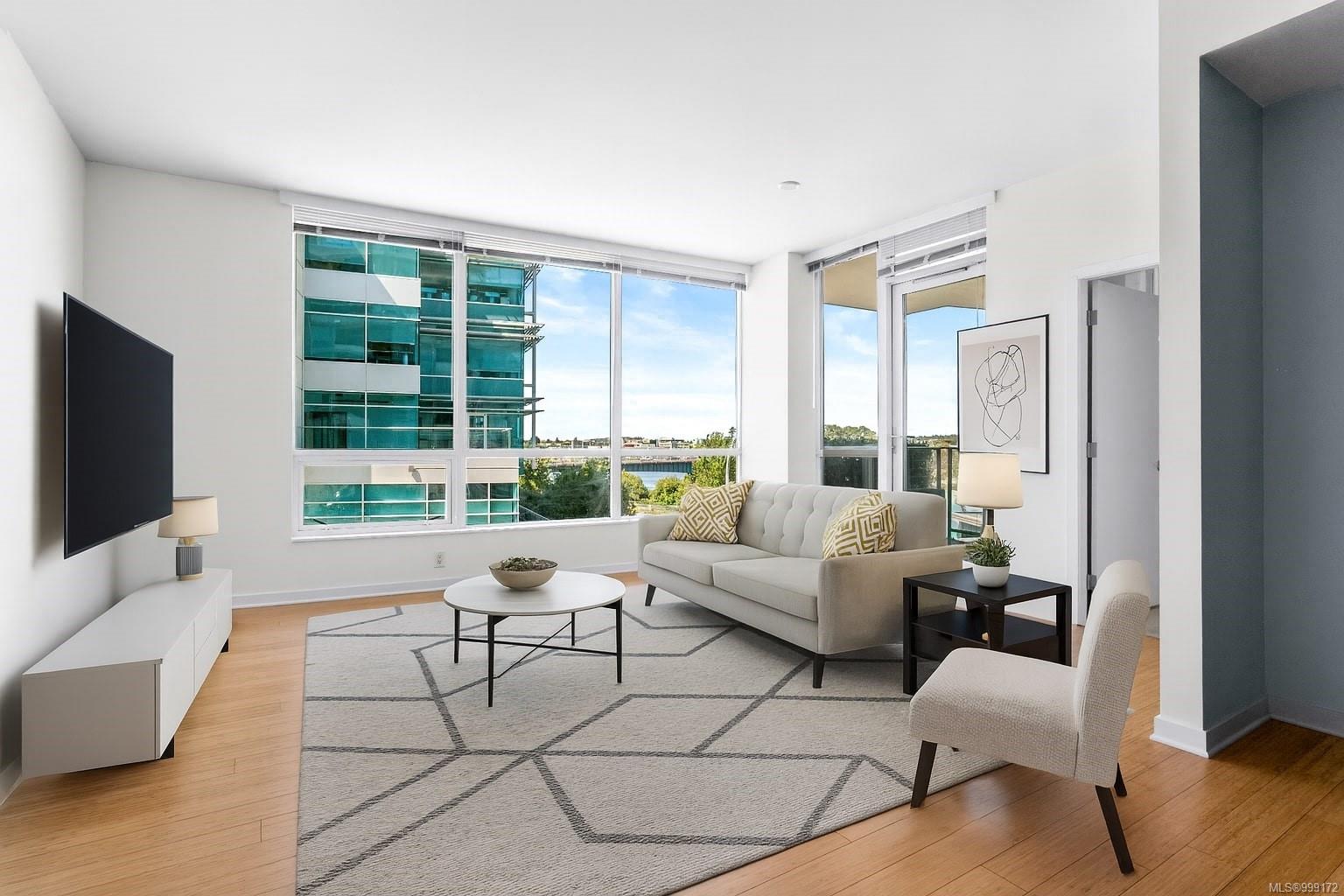 399 Tyee Rd # 305
