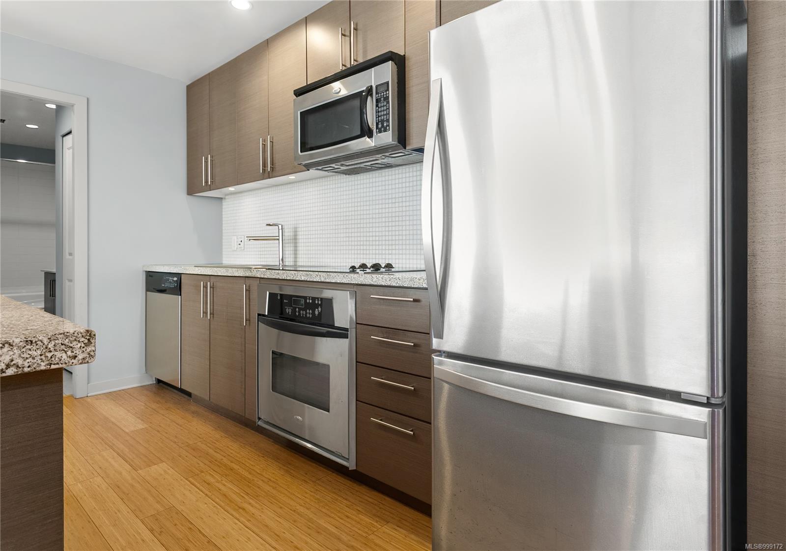 399 Tyee Rd # 305
