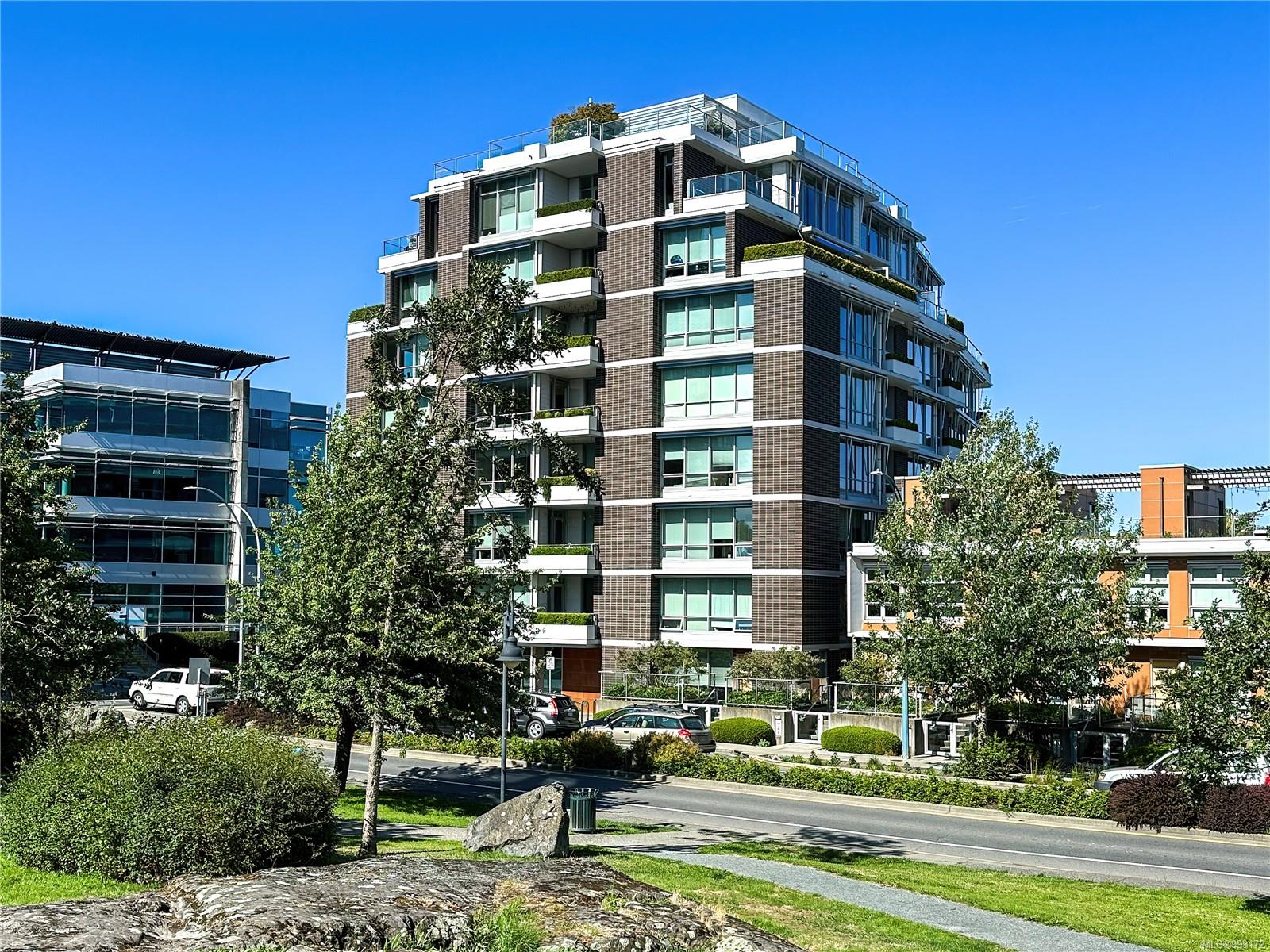 399 Tyee Rd # 305