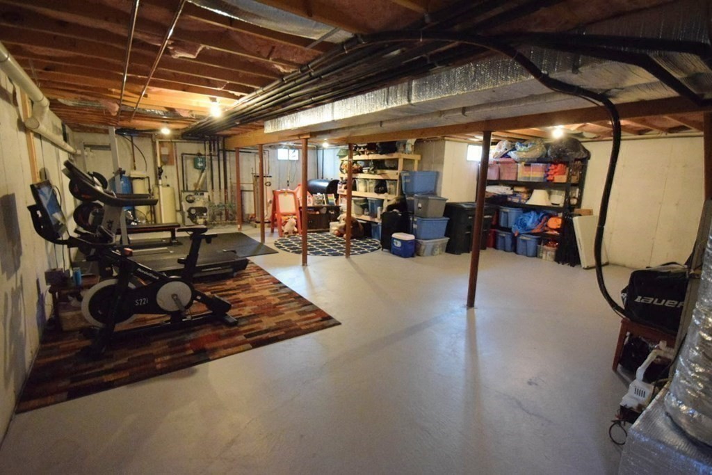 371 Elm St