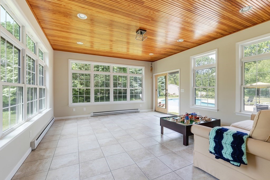 168 Longhill Rd