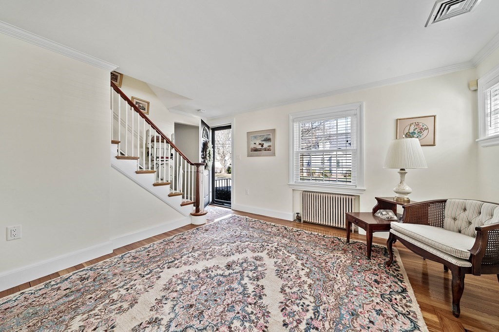 87 Antwerp St