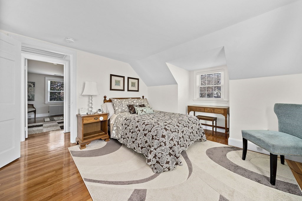 87 Antwerp St