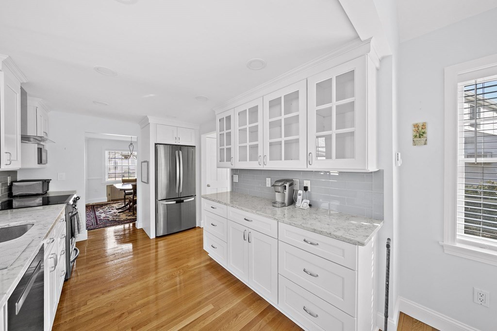 87 Antwerp St