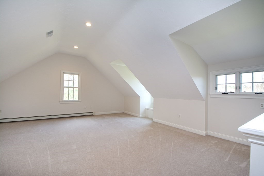 12 Canoe Club Lane