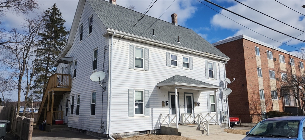 41 Brooks Ave
