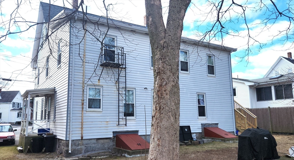 41 Brooks Ave