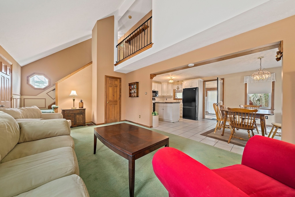 2 Winslow Lane