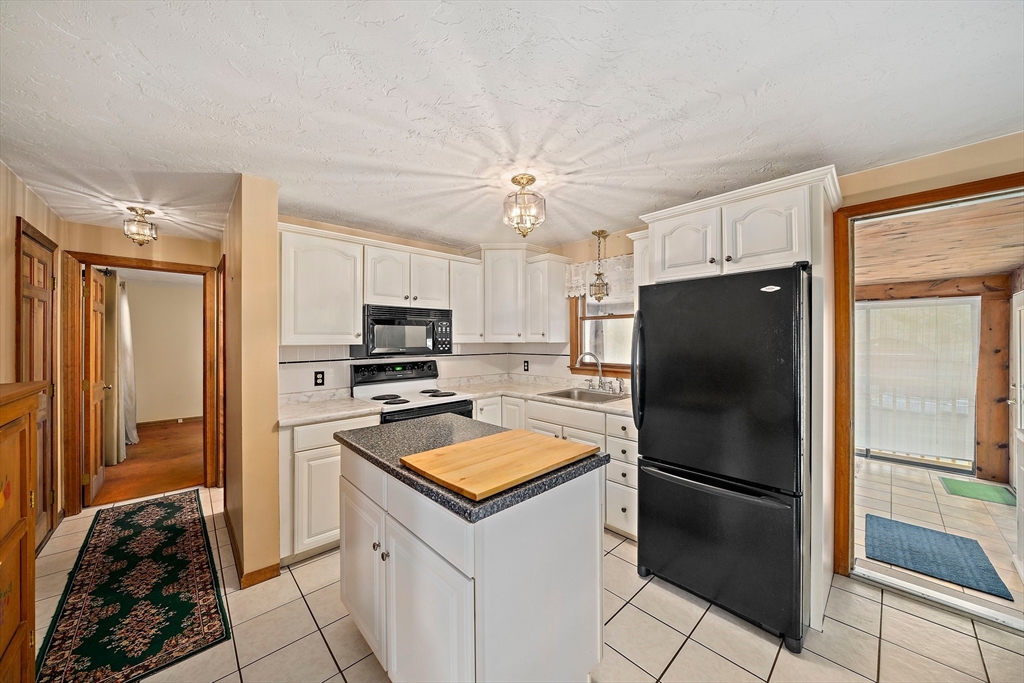 2 Winslow Lane