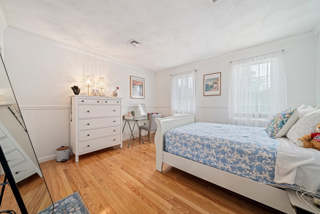 136 Wolf Pond Road