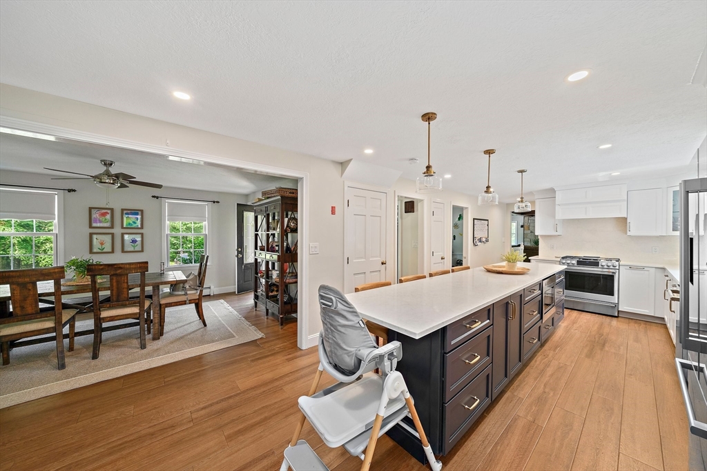 89 Sunset Way