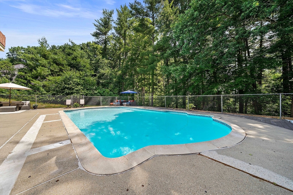89 Sunset Way