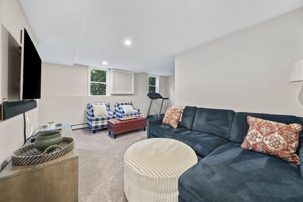 83 Forbes Hill Rd