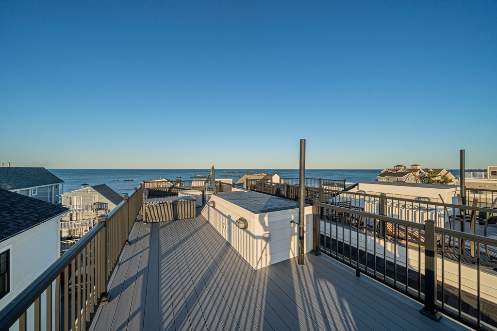 85 Glades Rd