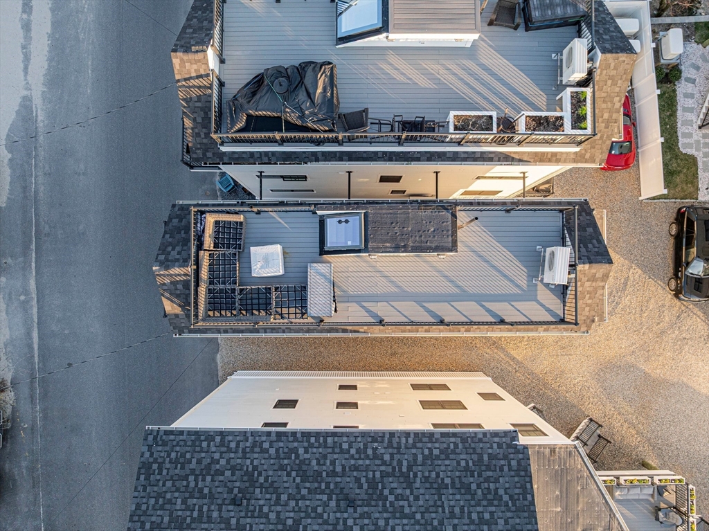 85 Glades Rd
