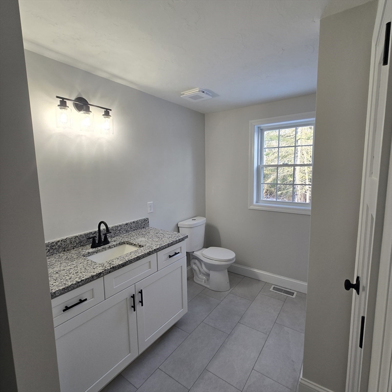 32 Ray Rd