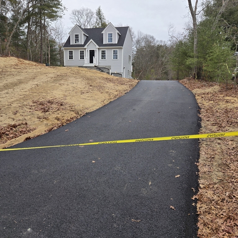 32 Ray Rd
